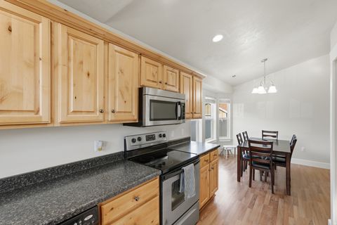 Tiny photo for 2867 FOWLER AVE, Ogden, UT 84403 (MLS # 2154636)
