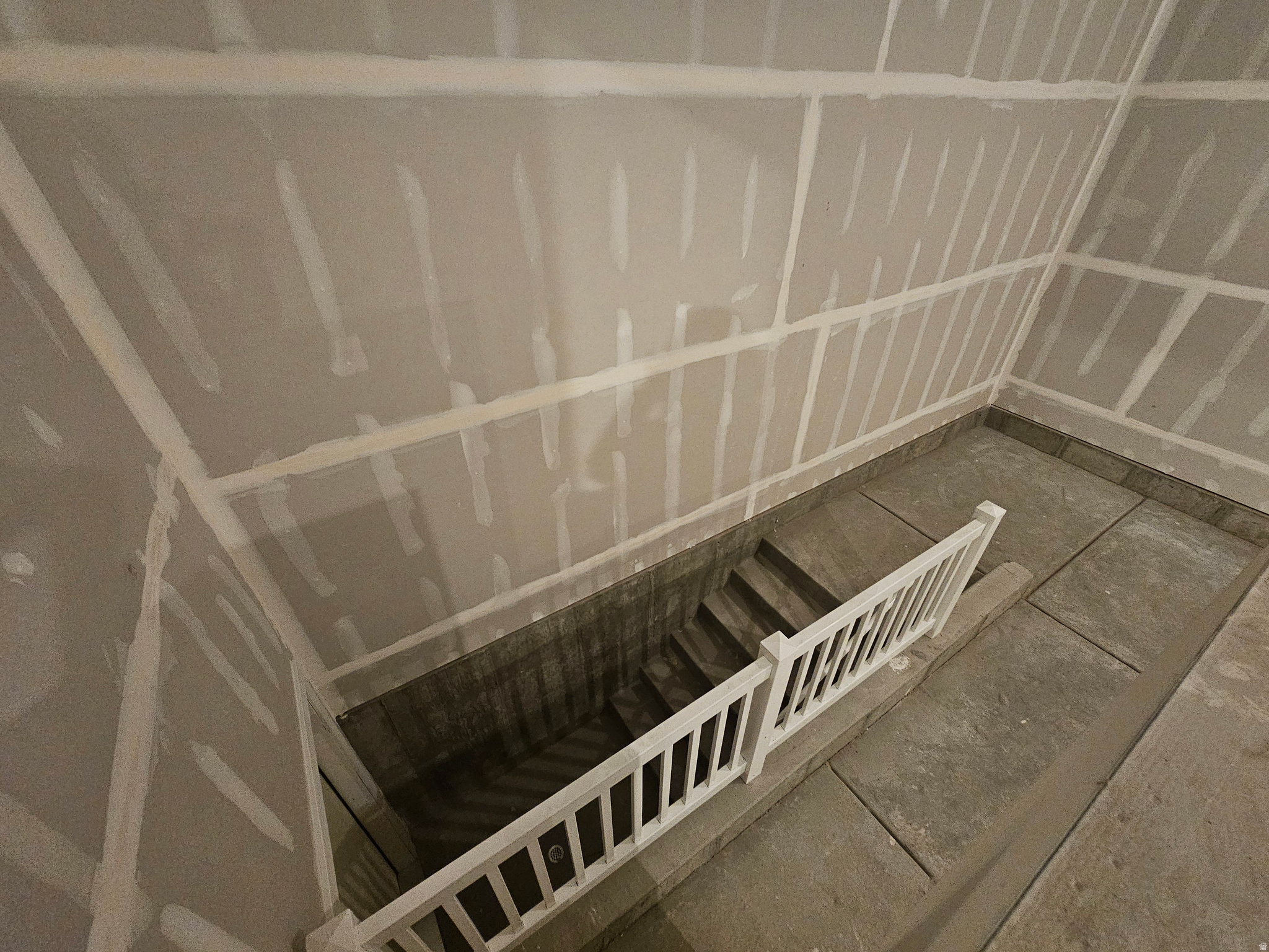 WEST RIDGE ESTATES - Residential