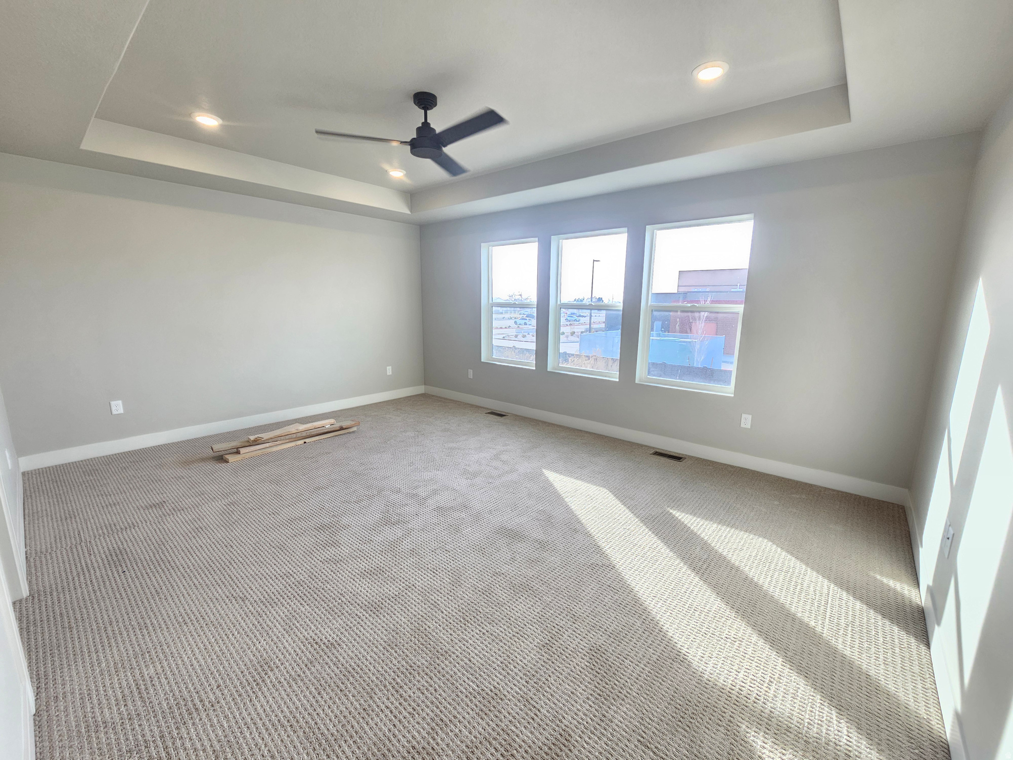 WEST RIDGE ESTATES - Residential