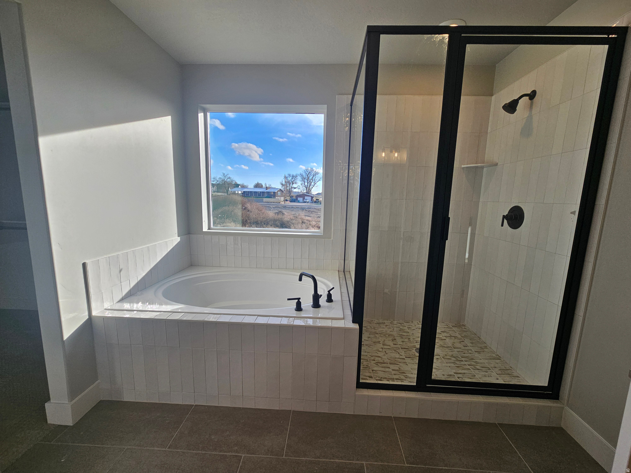 WEST RIDGE ESTATES - Residential