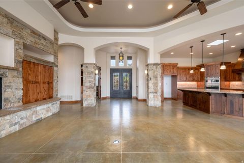 Tiny photo for 3052 N SNOW PKWY #205, Saint George, UT 84770 (MLS # 2146793)