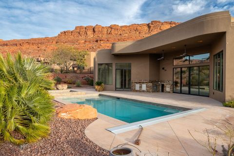 Tiny photo for 3052 N SNOW PKWY #205, Saint George, UT 84770 (MLS # 2146793)