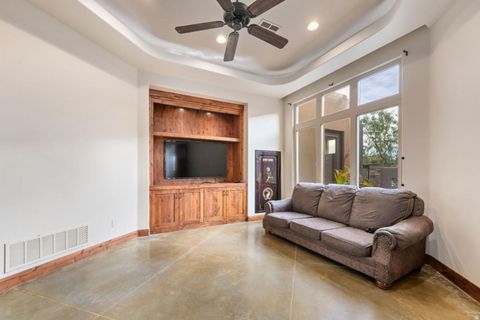 Tiny photo for 3052 N SNOW PKWY #205, Saint George, UT 84770 (MLS # 2146793)