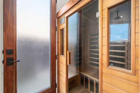 Tiny photo for 3052 N SNOW PKWY #205, Saint George, UT 84770 (MLS # 2146793)