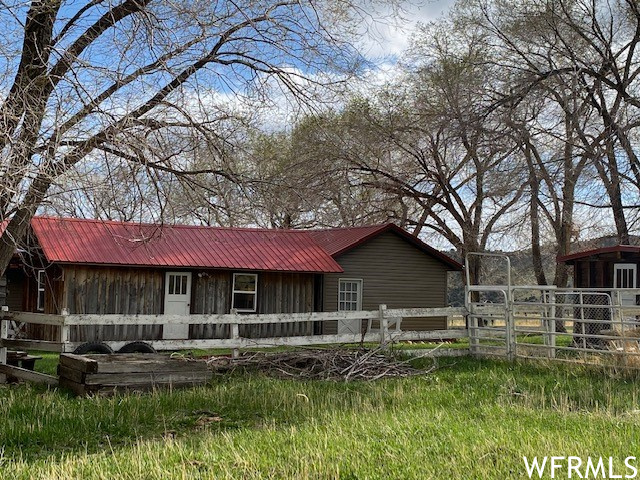 16225 N Paradise Rd, Lapoint, Utah image 5