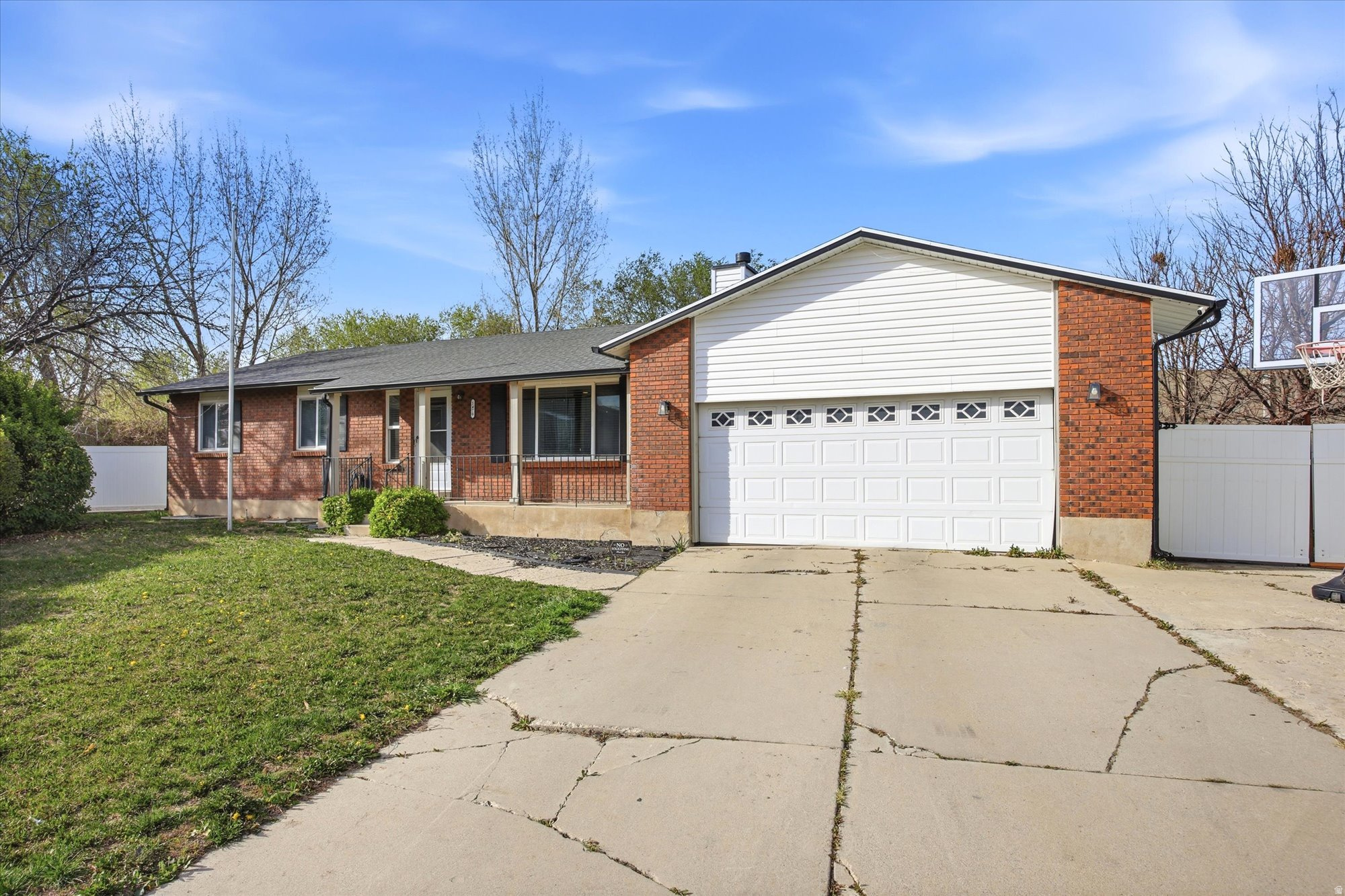 RIVERVIEW HEIGHTS - Residential