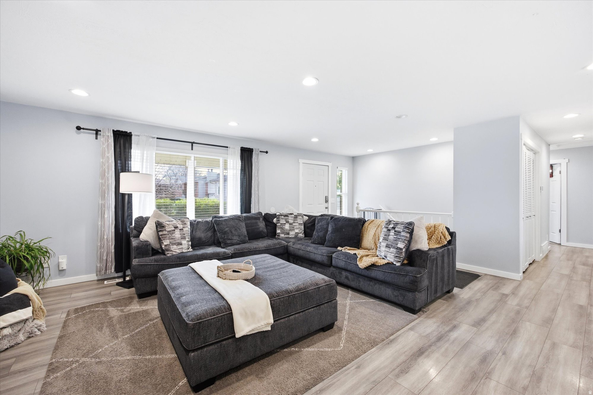 RIVERVIEW HEIGHTS - Residential