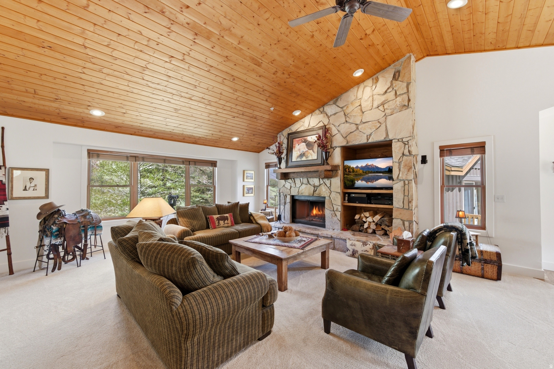 CANYON CROSSING CONDO - Residential