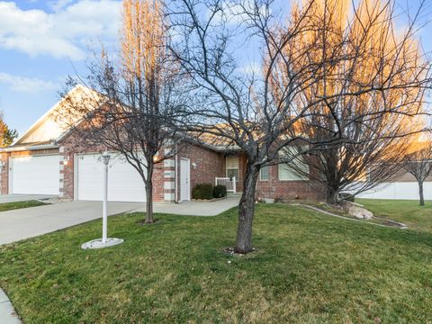 Tiny photo for 2320 N 1085 W, Layton, UT 84041 (MLS # 2129816)