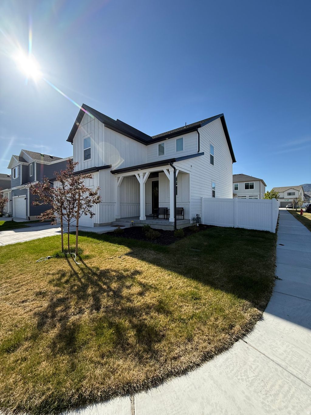 Photo of 41 E FERNDELL ST, Saratoga Springs, UT 84045 (MLS # 2153592)