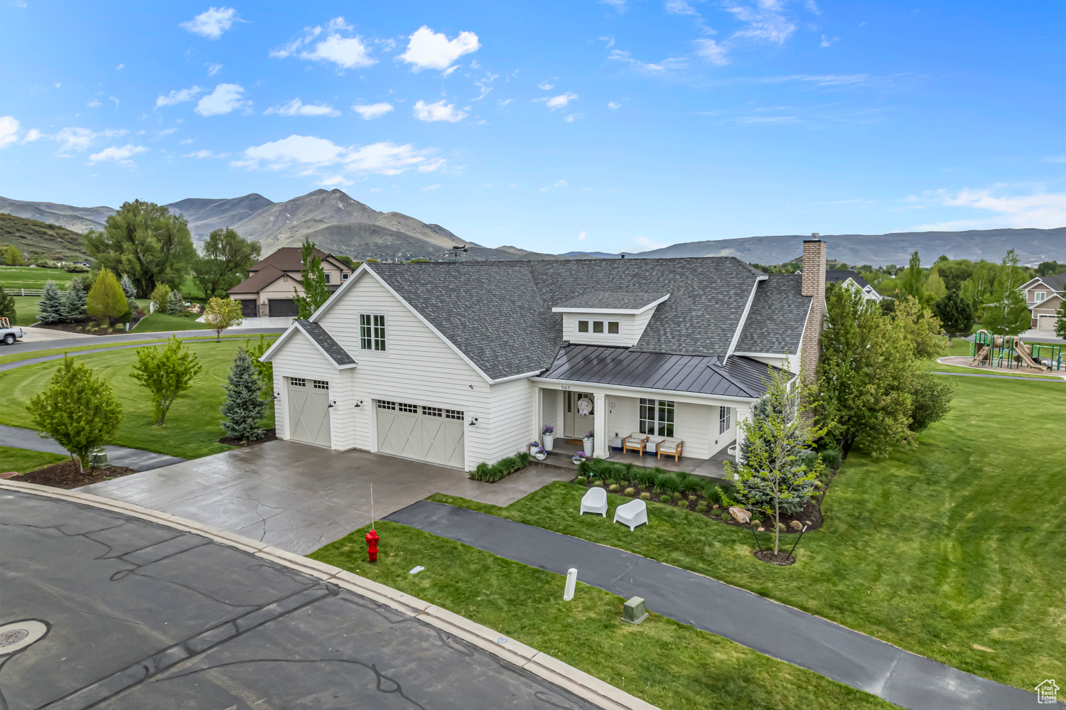 CASCADE MEADOWS - Residential