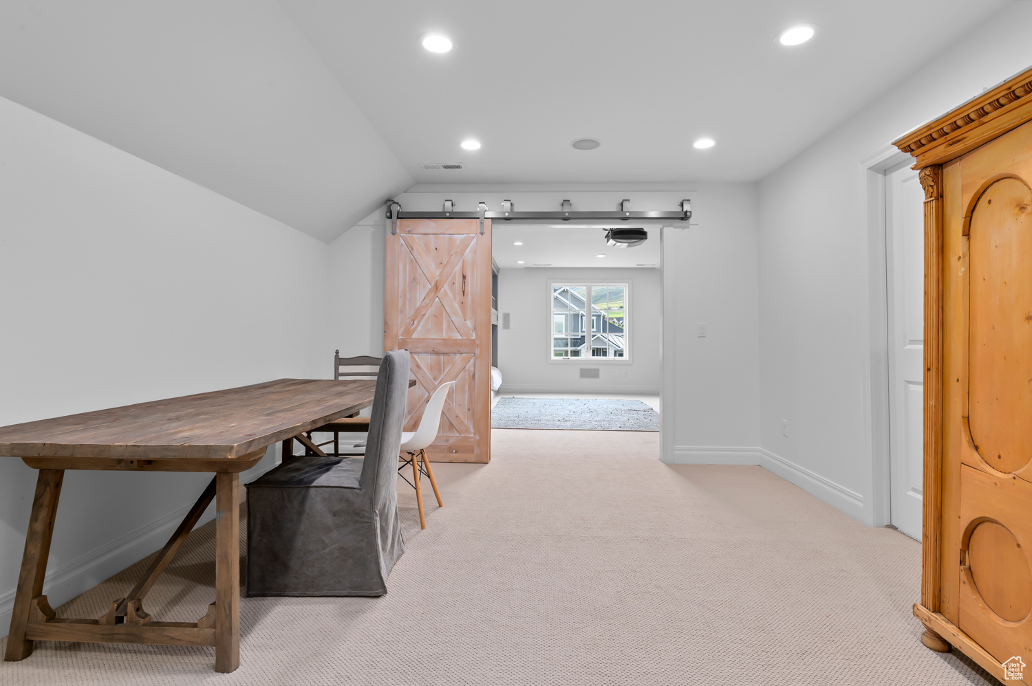 CASCADE MEADOWS - Residential