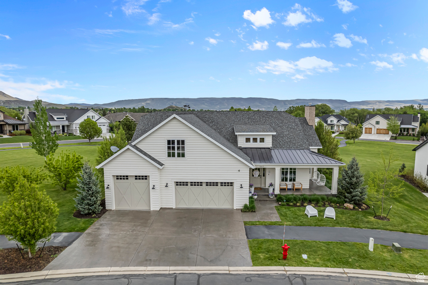 CASCADE MEADOWS - Residential