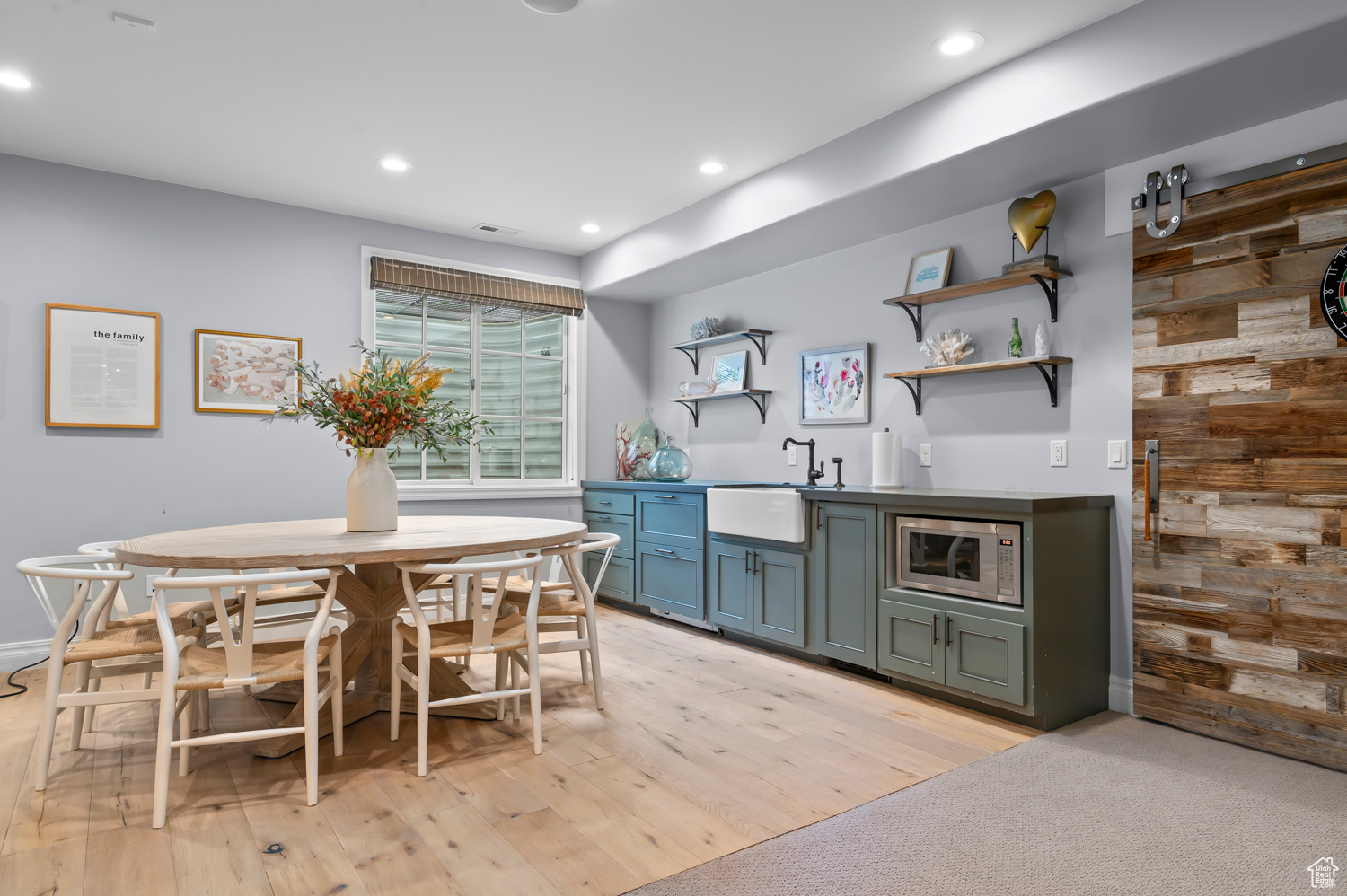 CASCADE MEADOWS - Residential