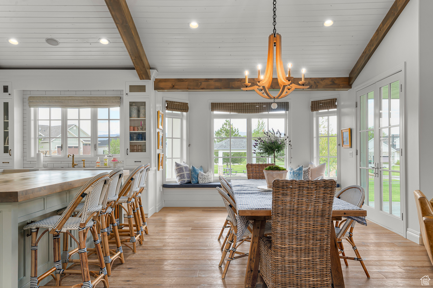 CASCADE MEADOWS - Residential