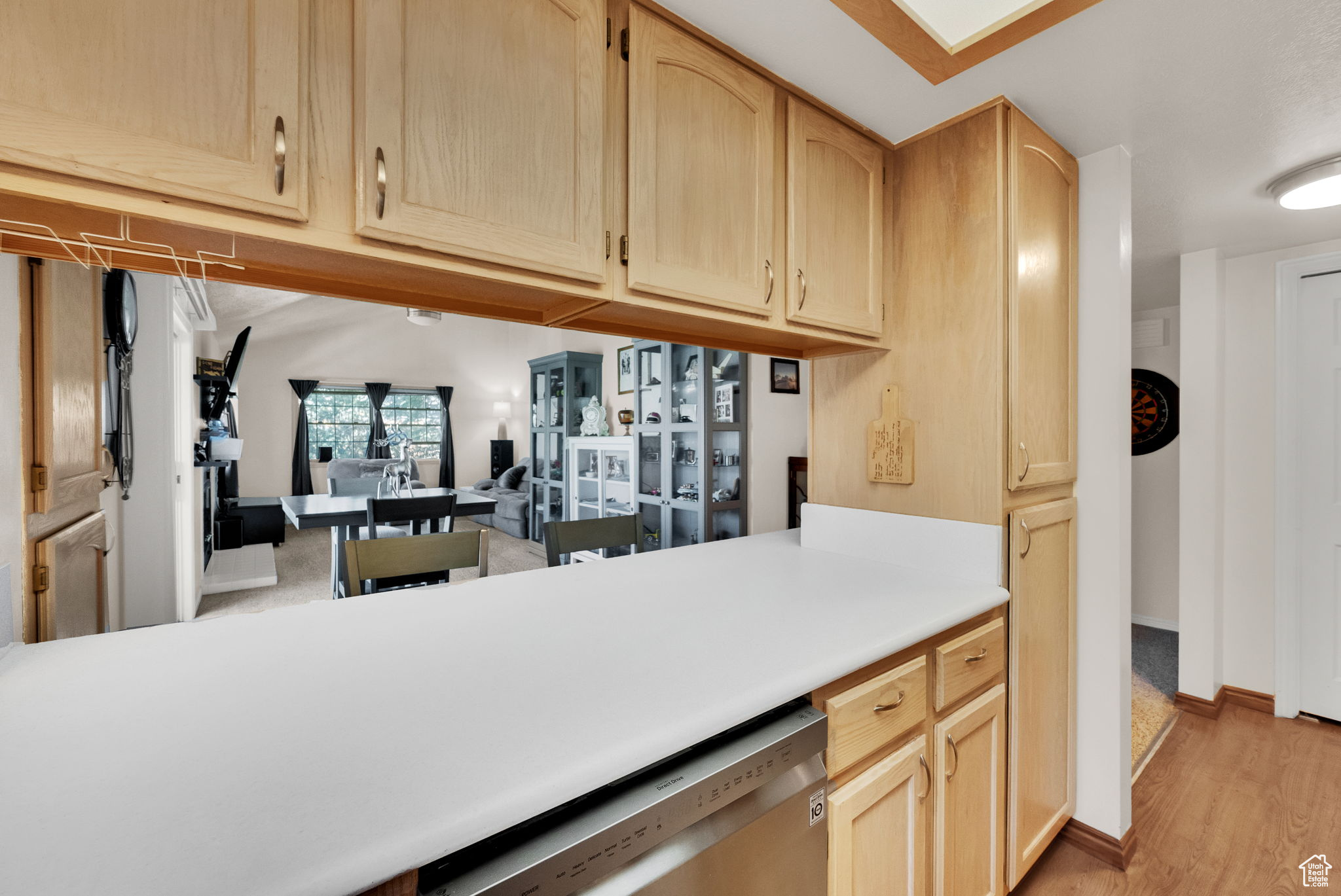 SWISS OAKS - Residential