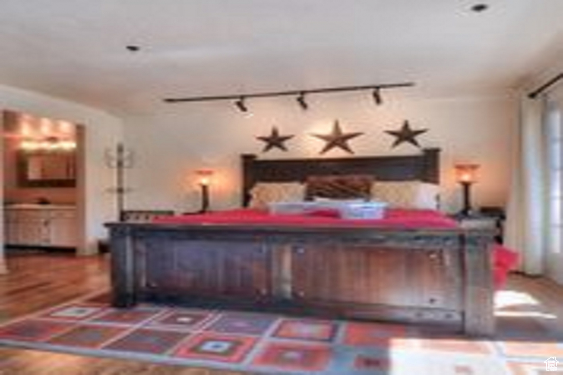 EMPIRE HOUSE CONDOMINIUMS - Residential Lease