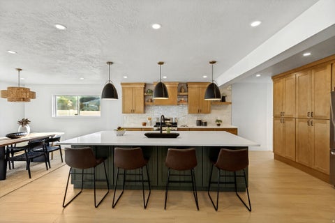 Tiny photo for 2147 E WESTMINSTER AVE S, Salt Lake City, UT 84108 (MLS # 2186289)