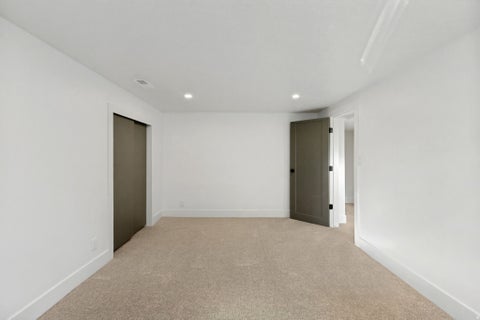 Tiny photo for 2147 E WESTMINSTER AVE S, Salt Lake City, UT 84108 (MLS # 2186289)