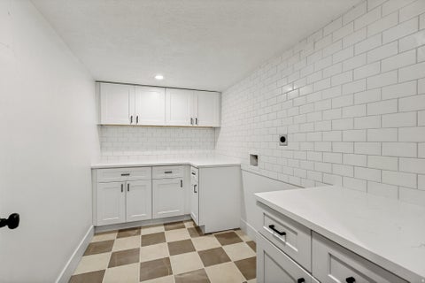 Tiny photo for 2147 E WESTMINSTER AVE S, Salt Lake City, UT 84108 (MLS # 2186289)