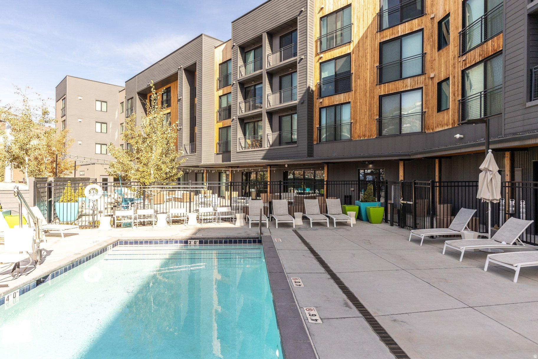 CANYON HAUS/YOTELPAD - Residential