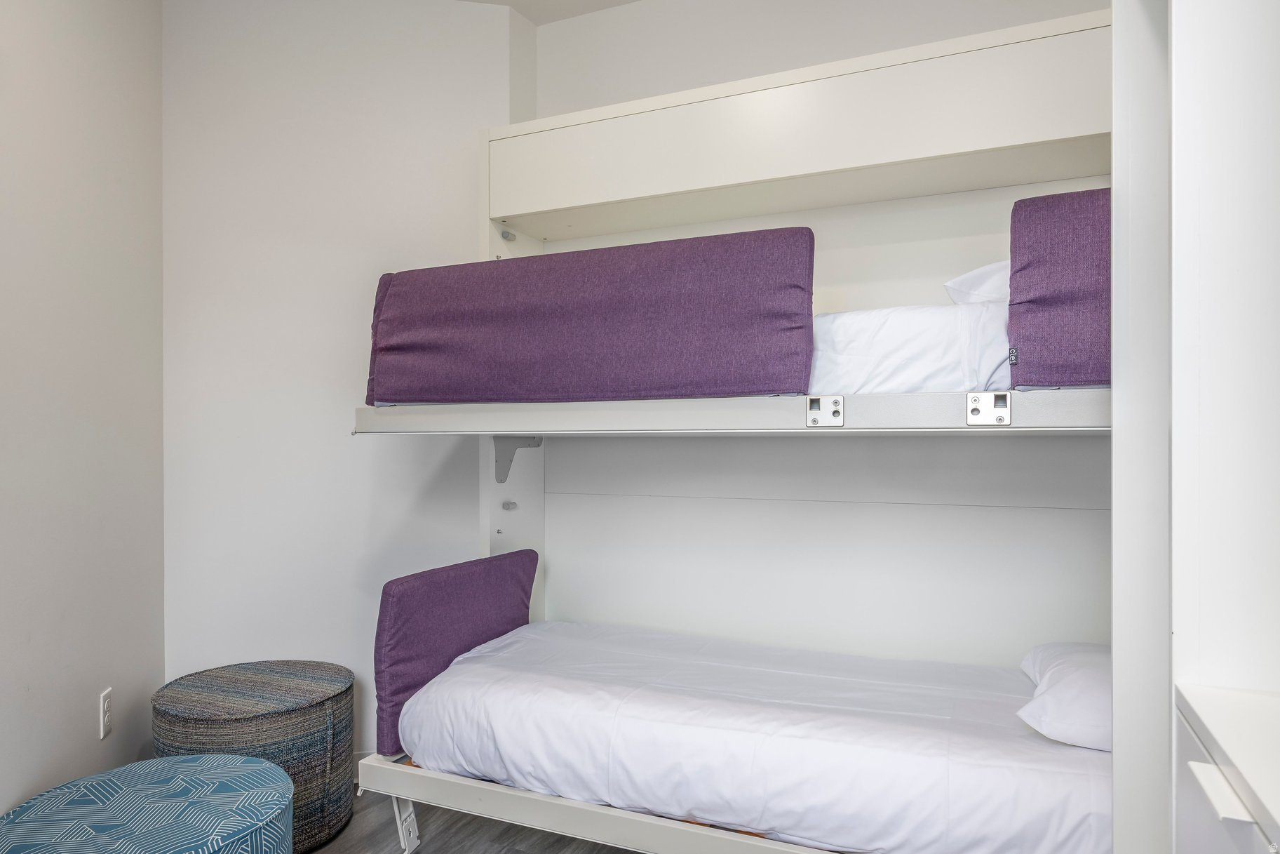 CANYON HAUS/YOTELPAD - Residential