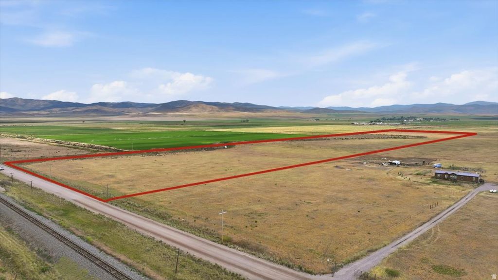 Photo of 6810 N 4200 W, Clifton, ID 83228 (MLS # 2168316)