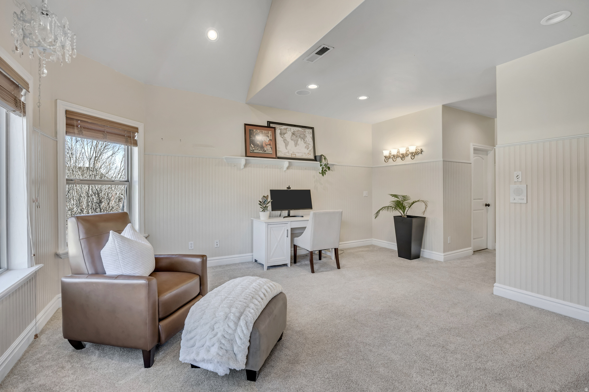 TWIN RIVERS - Residential