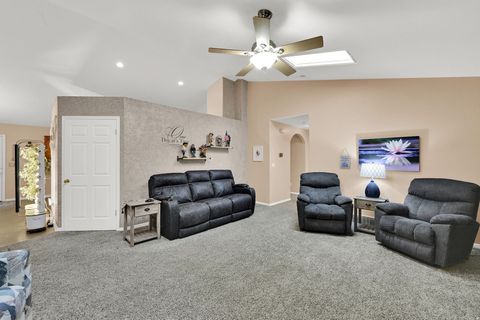 Tiny photo for 903 W 1730 N, Clinton, UT 84015 (MLS # 2130031)