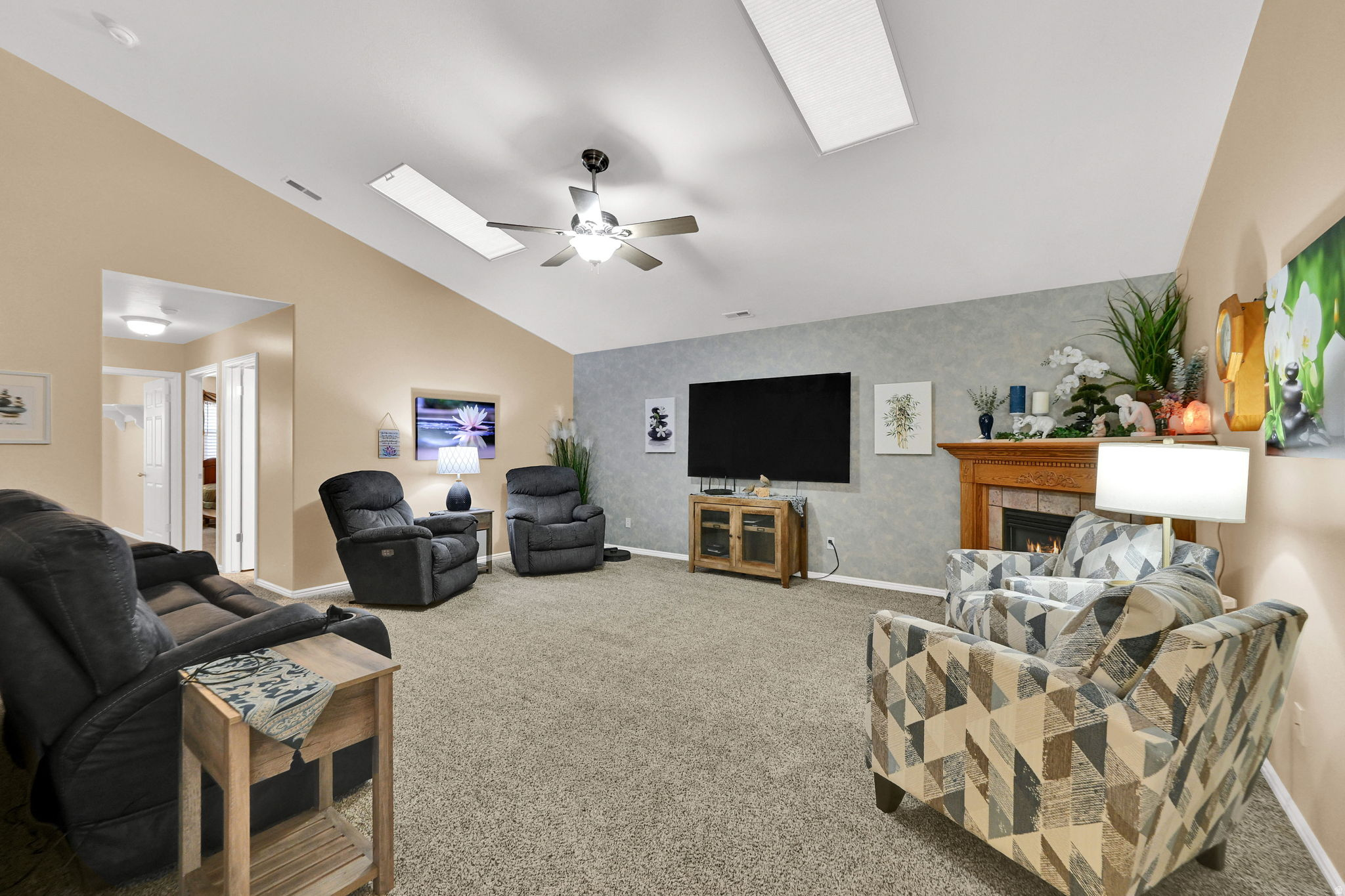 SHADY GROVE - Residential