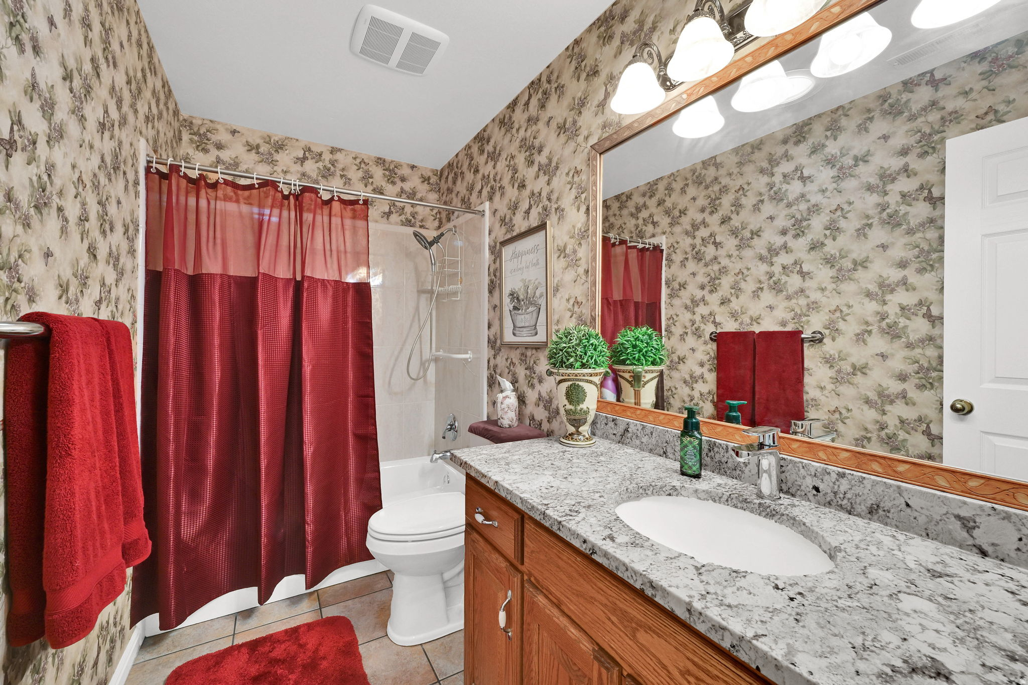 SHADY GROVE - Residential