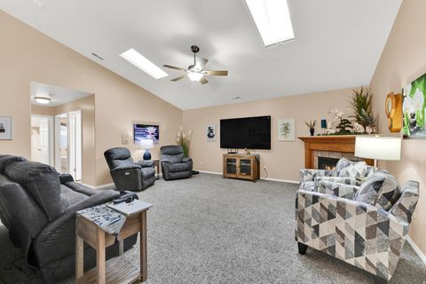 Tiny photo for 903 W 1730 N, Clinton, UT 84015 (MLS # 2130031)