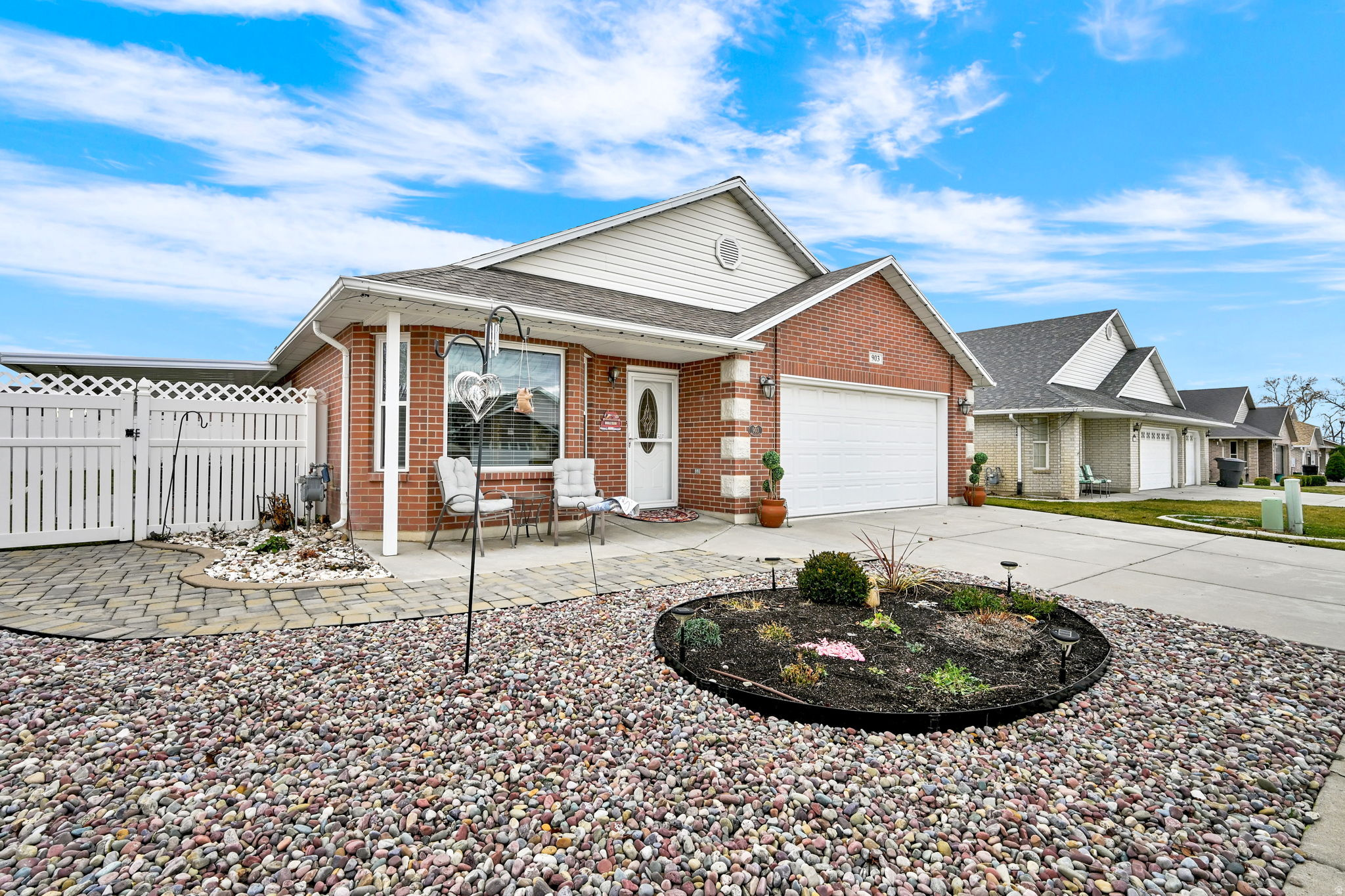 SHADY GROVE - Residential