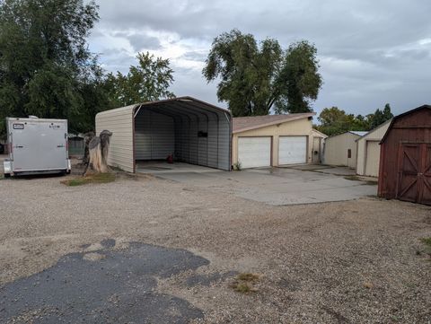 Tiny photo for 1341 E CREEK RD, Cottonwood Heights, UT 84093 (MLS # 2083903)