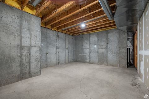 Tiny photo for 828 N 1140 W, Mapleton, UT 84664 (MLS # 2114966)
