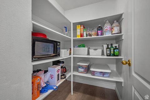 Tiny photo for 828 N 1140 W, Mapleton, UT 84664 (MLS # 2114966)