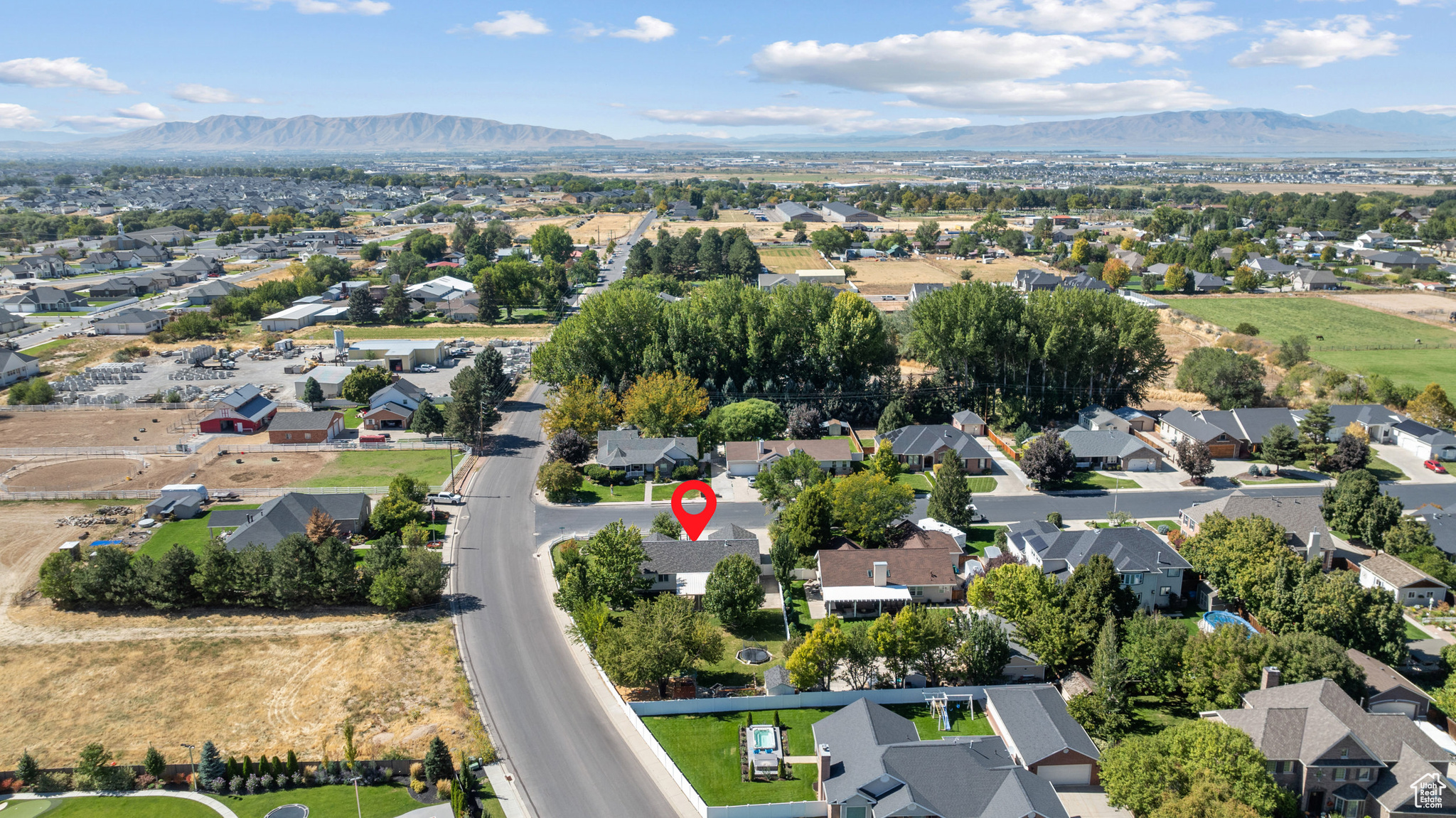 COUNTRY WIDE - Residential