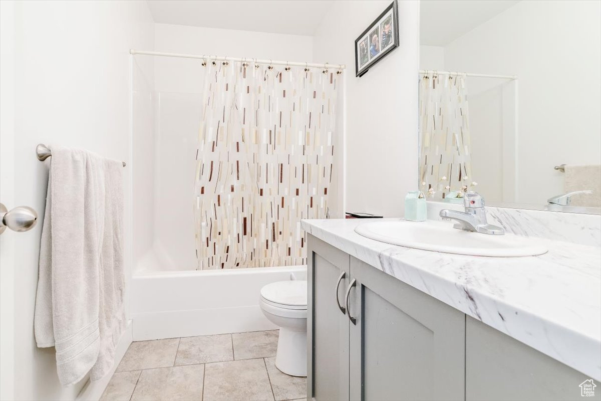 WHITE PINES SUBDIVISION PH 1 - Residential