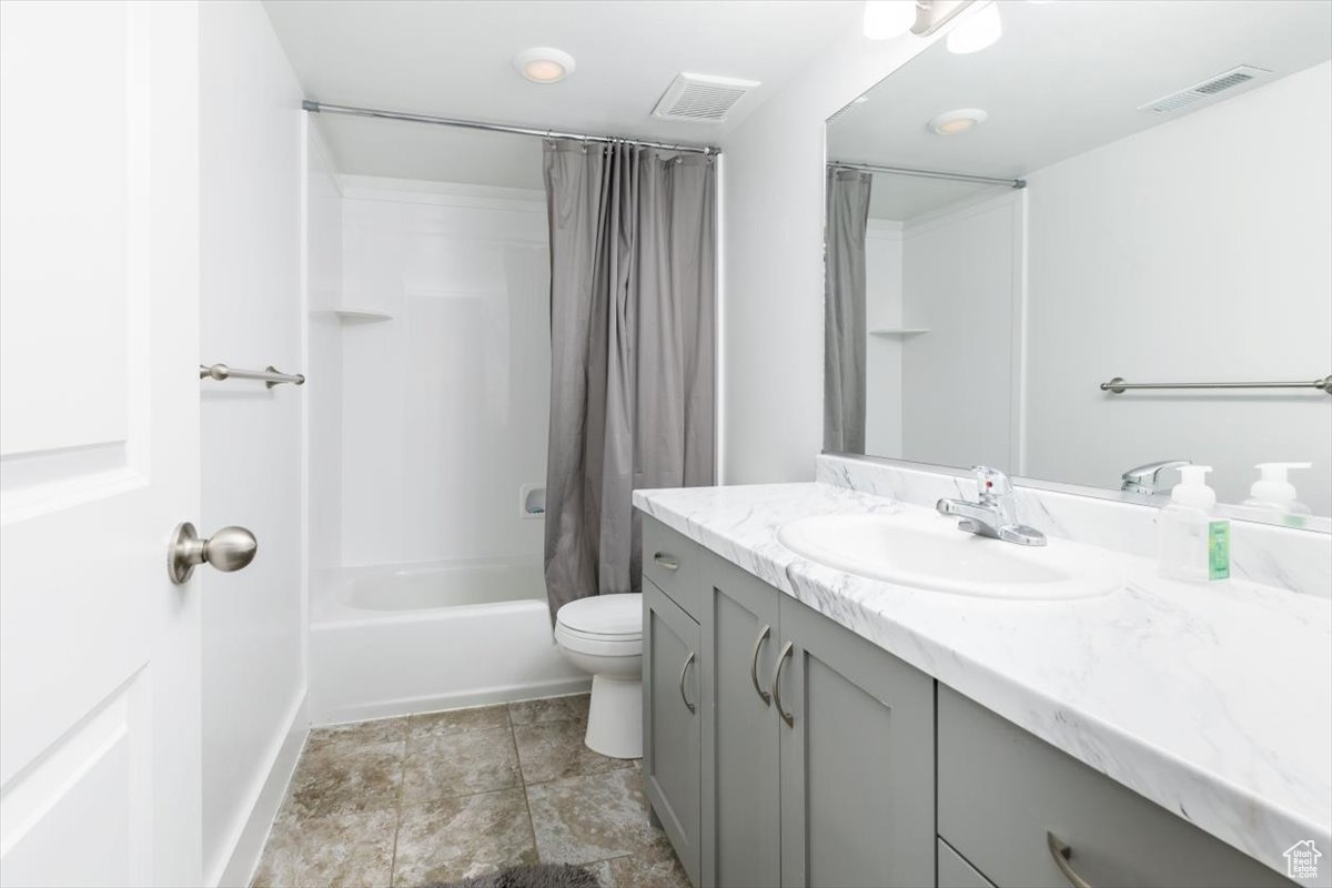 WHITE PINES SUBDIVISION PH 1 - Residential