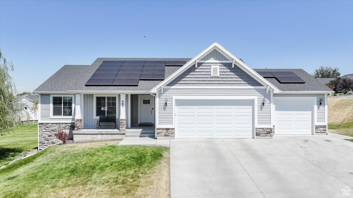 WHITE PINES SUBDIVISION PH 1 - Residential