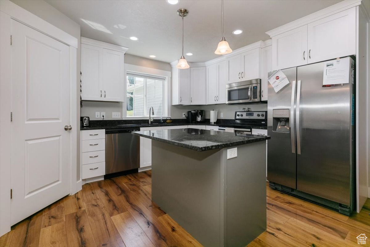 WHITE PINES SUBDIVISION PH 1 - Residential
