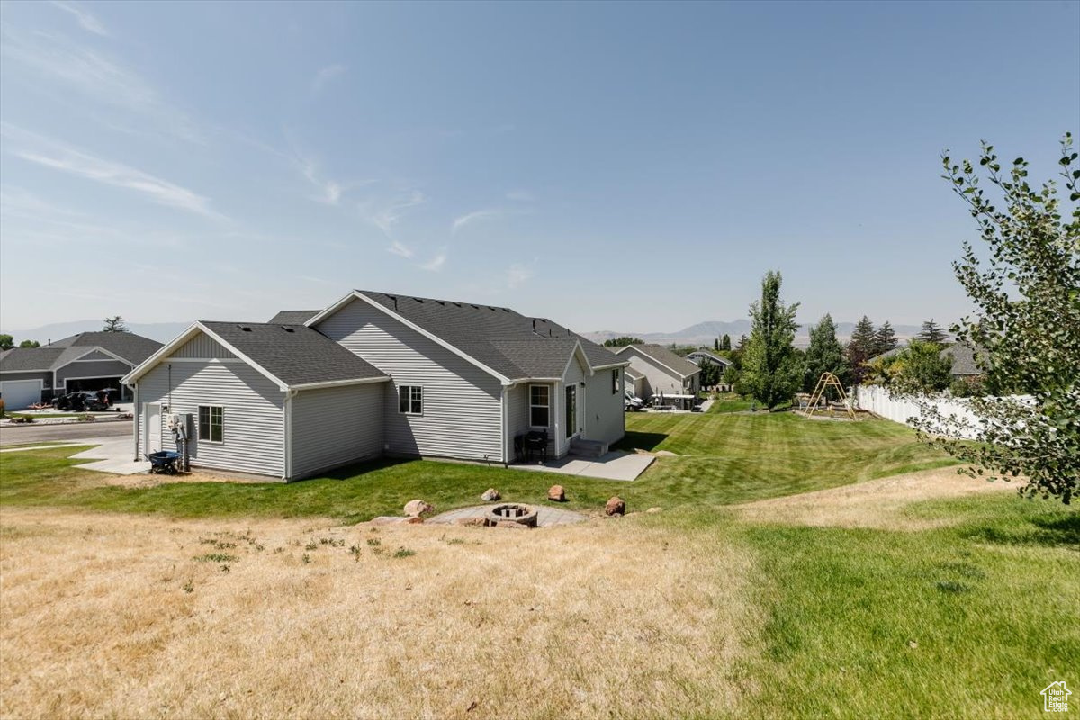 WHITE PINES SUBDIVISION PH 1 - Residential