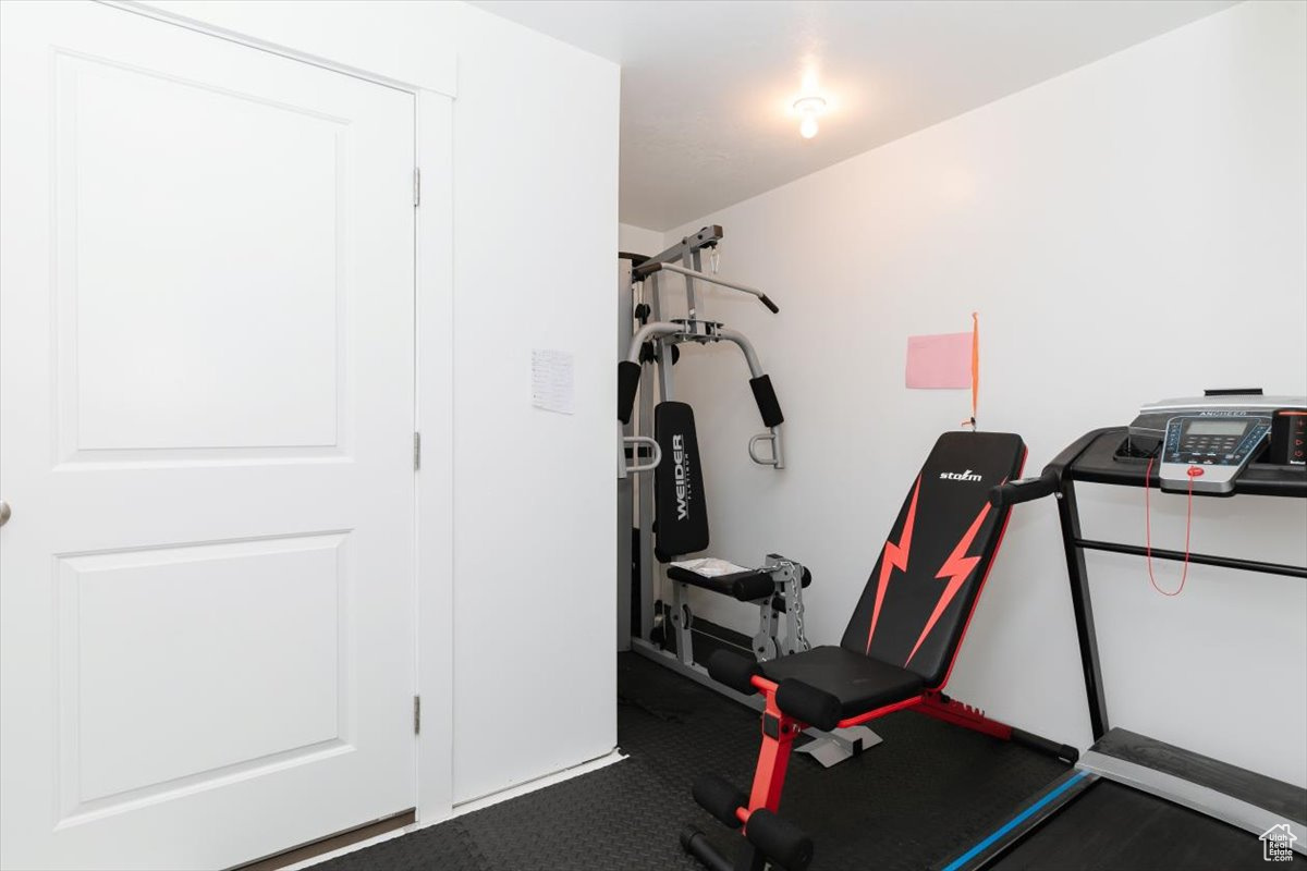 WHITE PINES SUBDIVISION PH 1 - Residential
