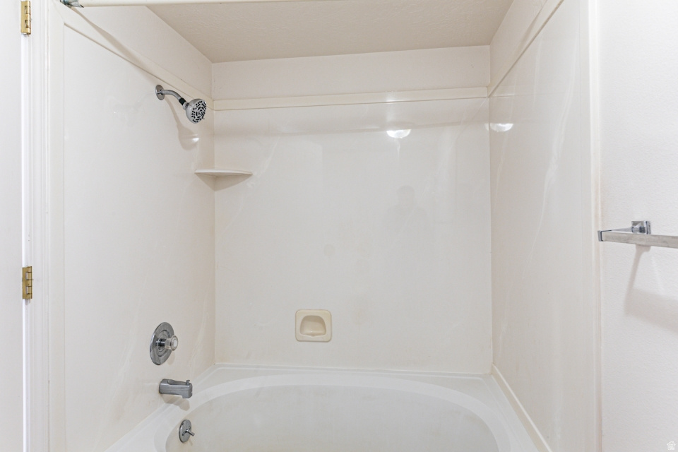 MEADOWS CONDO - Residential