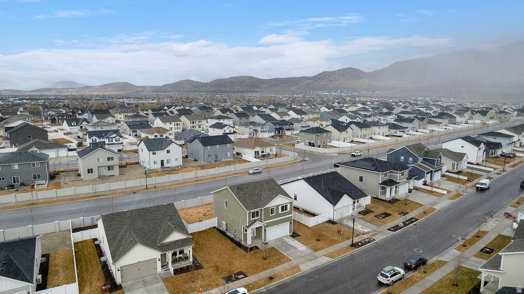 PARKWAY FIELDS - Residential