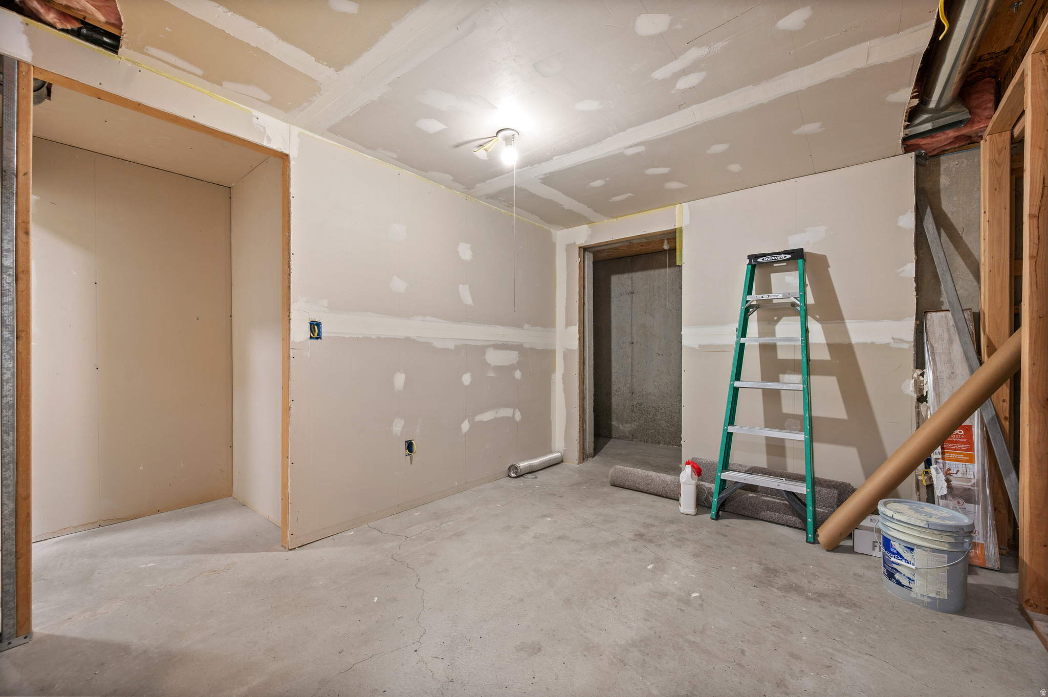 CHERRY HOLLOW - Residential