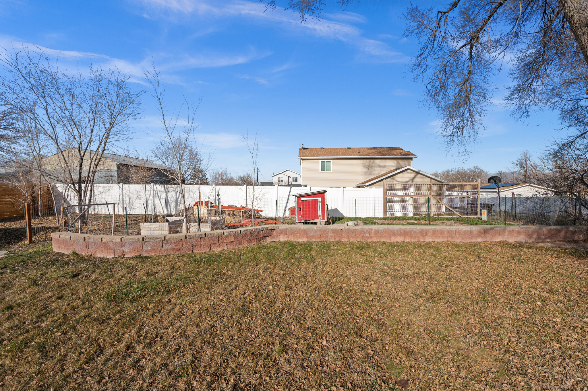 CHERRY HOLLOW - Residential