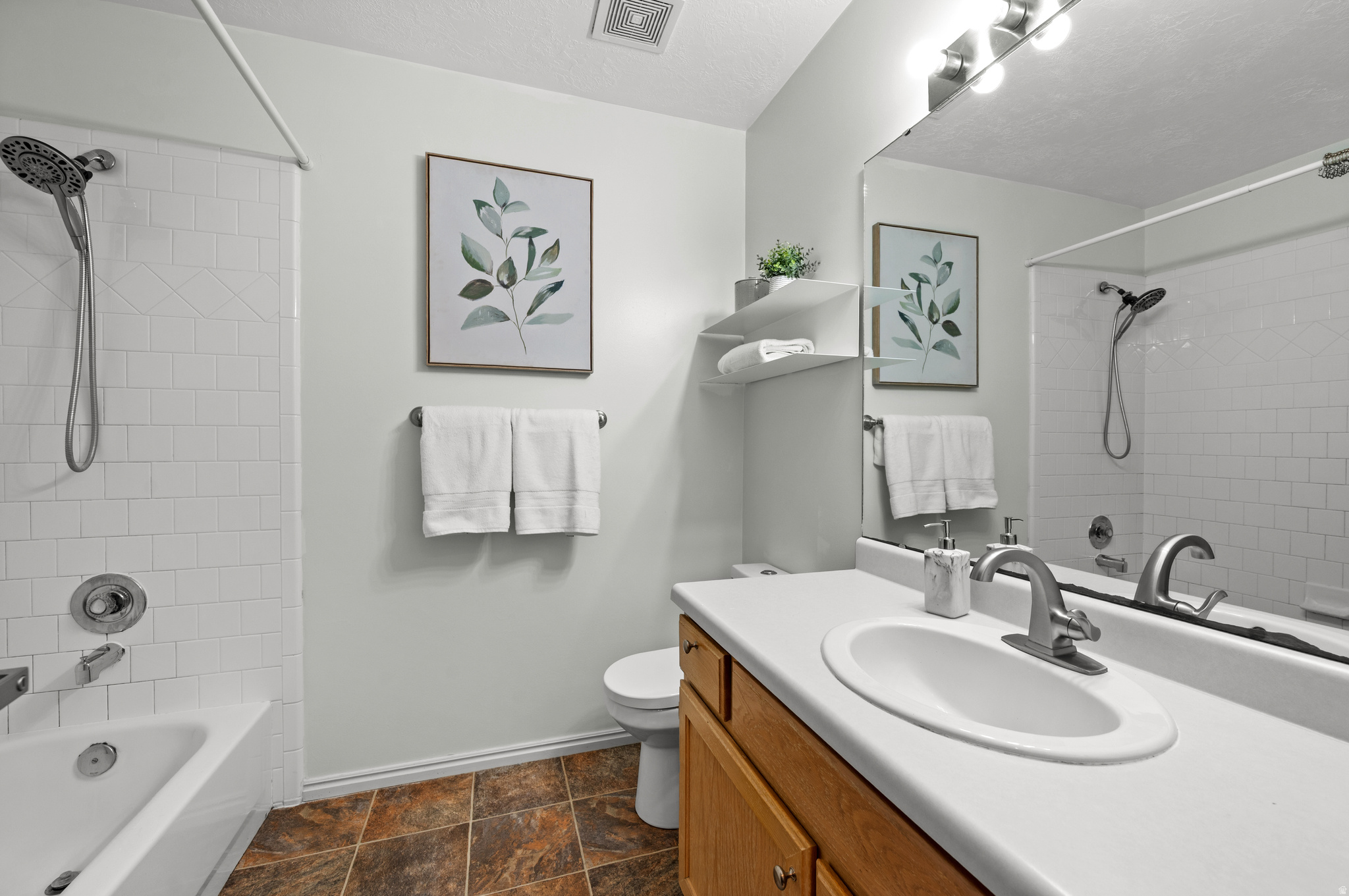 CHERRY HOLLOW - Residential