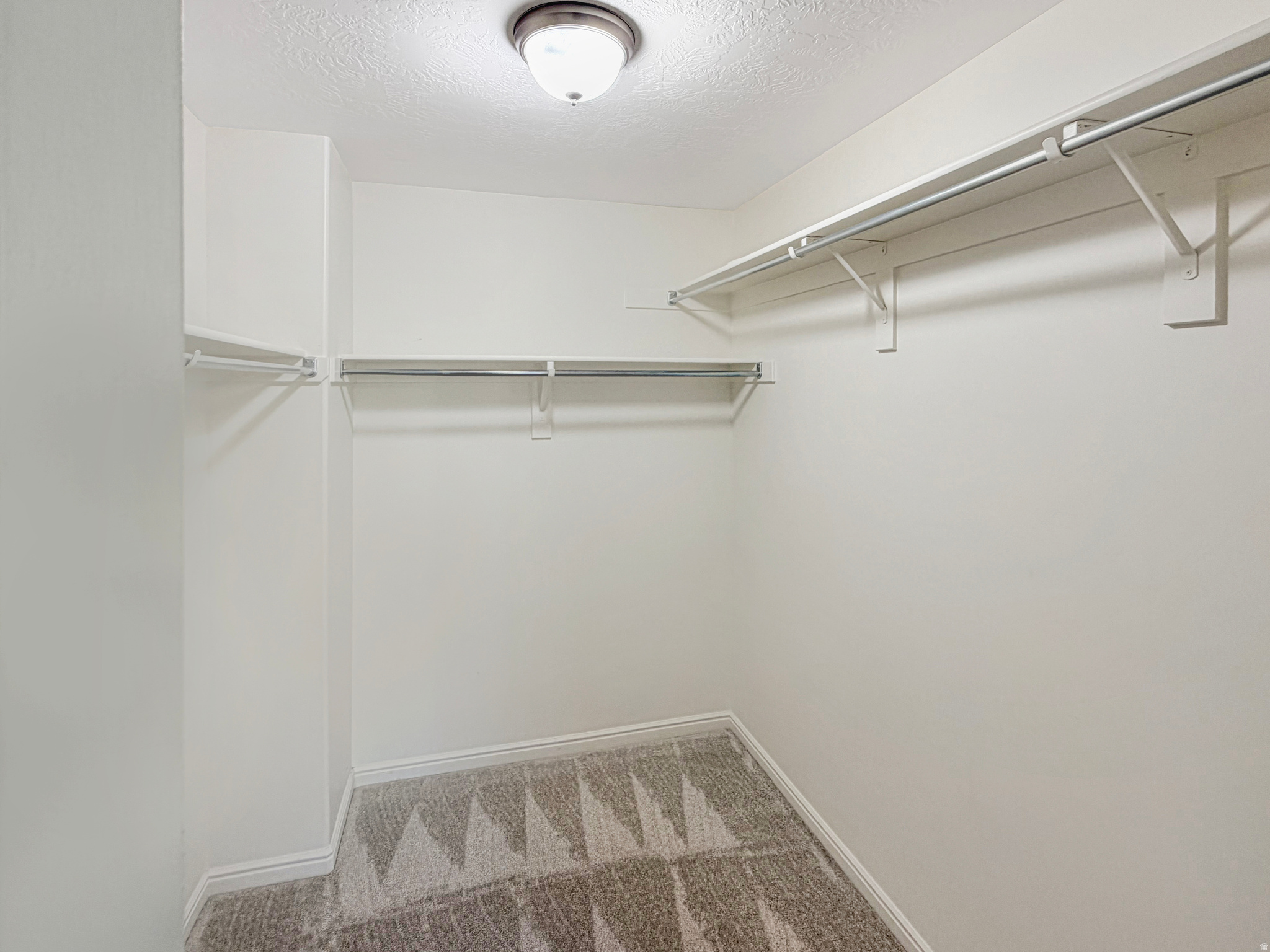 FOXBORO NORTH STONEHAVEN - Residential