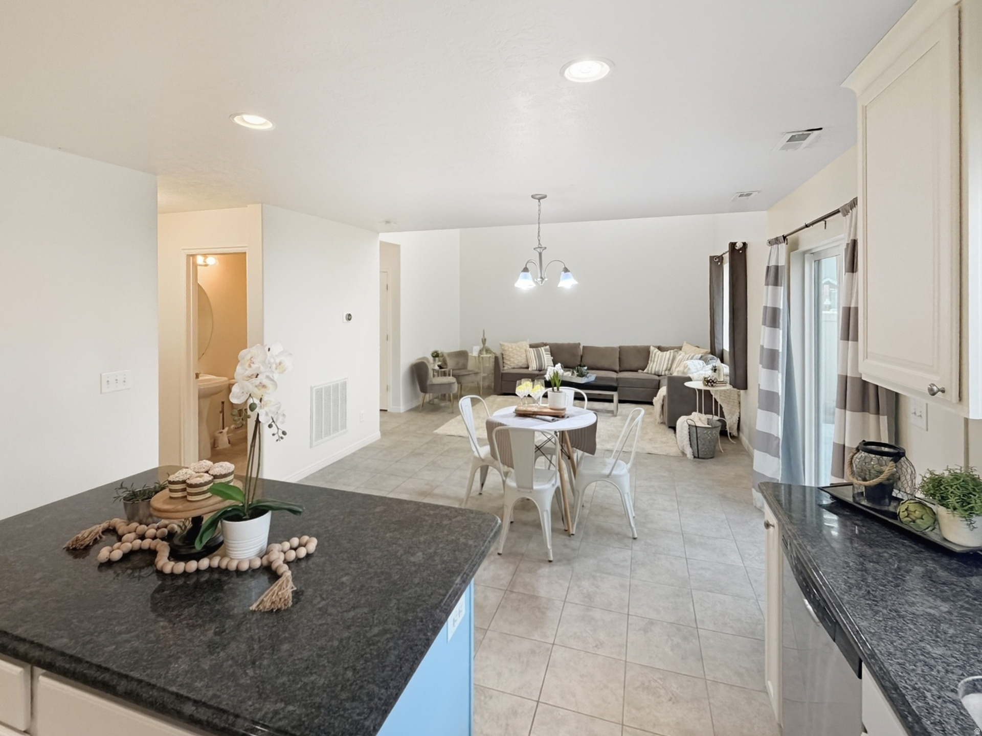 FOXBORO NORTH STONEHAVEN - Residential